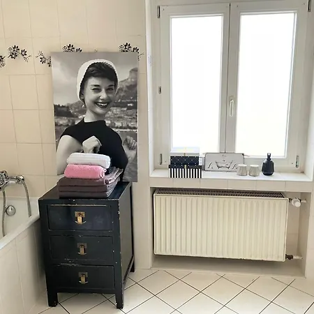 Beautiful In A Historic Daire *