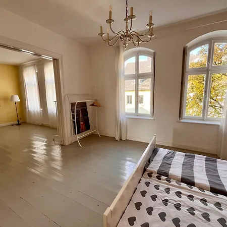 Beautiful In A Historic Apartment Hattingen