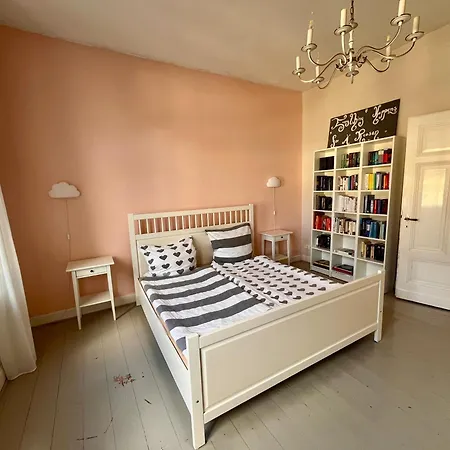 Daire Beautiful In A Historic Hattingen