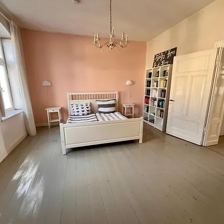 Beautiful In A Historic Daire