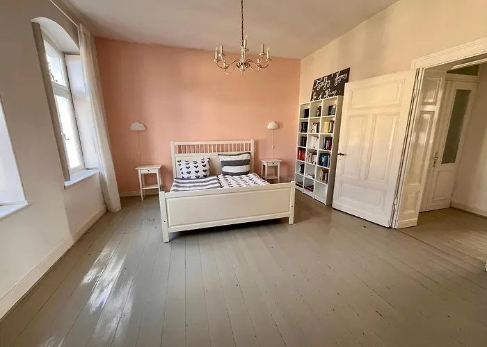 Beautiful In A Historic Apartamento